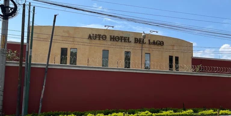 Auto hotel Auto Hotel del Lago