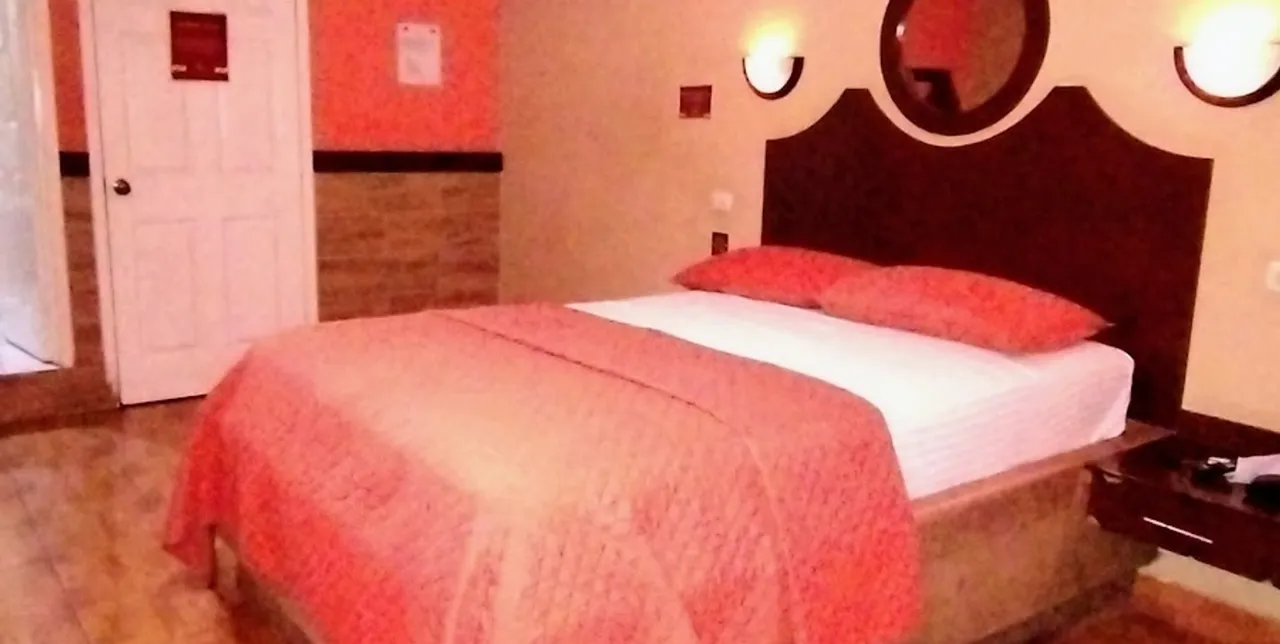 Auto hotel Auto Hotel Happy Hours