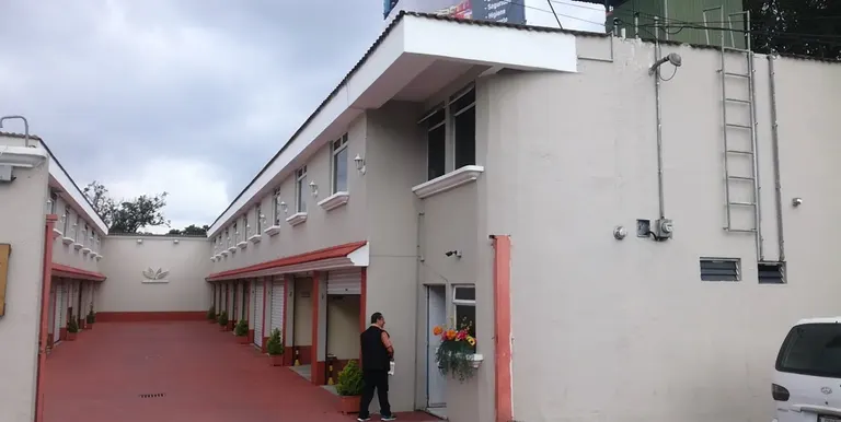 Auto hotel Auto Hotel Villa Florentina