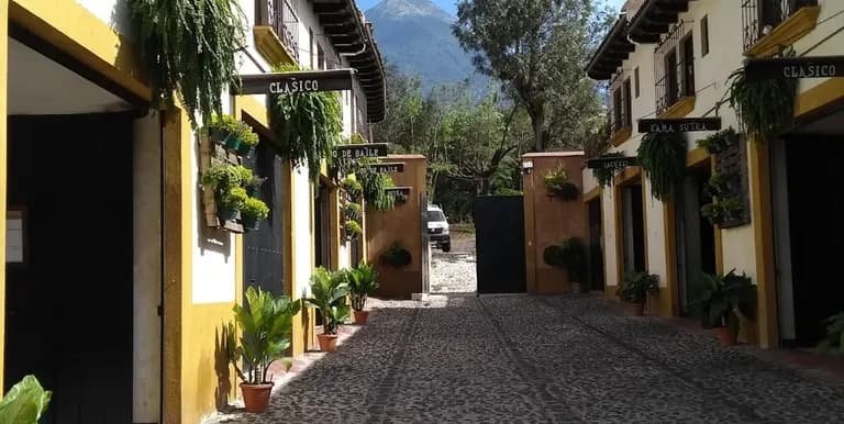 Auto hotel Autohotel la estancia suites